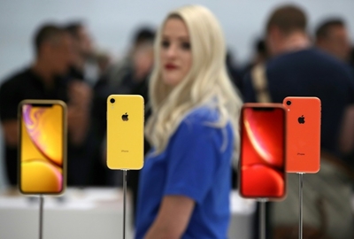 New iPhones to share limelight as Apple revs up services