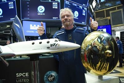 Richard Branson space-bound in early 2021 says Virgin Galactic 