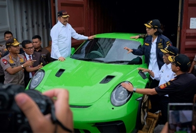 Tax trouble: Indonesia's luxury car 'owners' cry foul