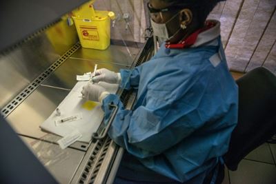 HIV-positive mother donates liver to save daughter's life