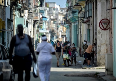 In virus-hit Cuba, the struggle to get food on the table