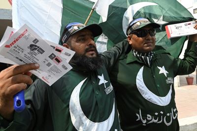 Karachi gears up for first one-day international in 10 years