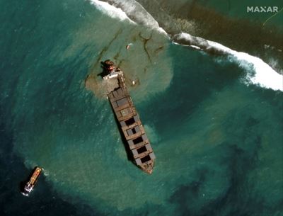 Mauritius oil spill ship operator to pay $9.4 million