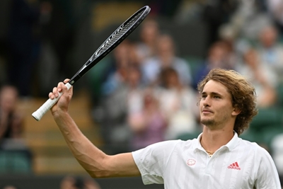 Zverev cruises into Wimbledon second round 
