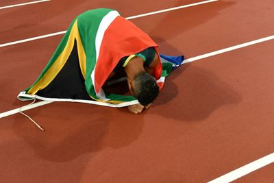 S.Africa's Van Niekerk working 'too hard' not to run in Doha
