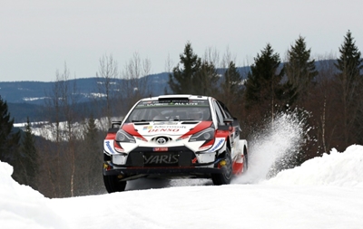 Drivers await big chill at too-warm Sweden rally 