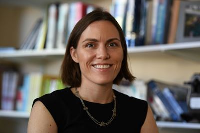 US economist questions conventional thinking on raising babies