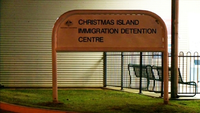 Australia announces reopening of offshore detention centre