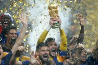 France set for heroes' welcome 