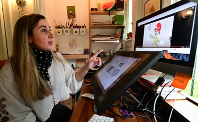Hollywood artist tutors Arabic-speaking kids during pandemic