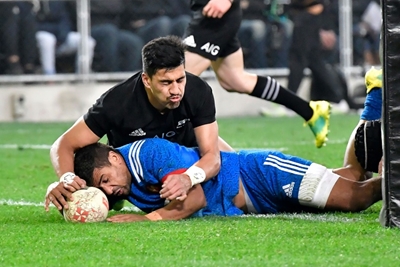 Fofana, Le Roux out injured for France as Huget recalled