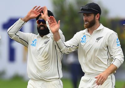 Sri Lanka lose Thirimanne early after skittling Kiwis for 249