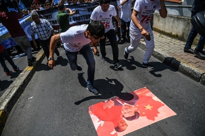 China rolls out PR push on Muslim internments