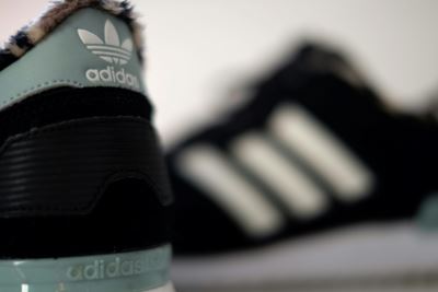 Coronavirus brings Adidas sales collapse in China