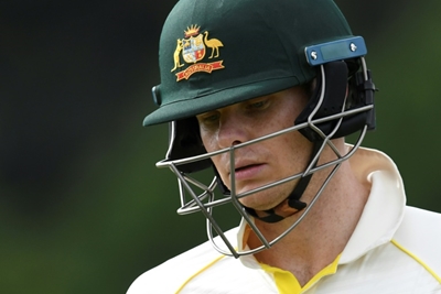 Australia look to Smith after England 'steal' Ashes
