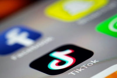 TikTok moves into ecommerce with Shopify partnership