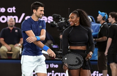 Djokovic, Williams lead tennis old guard into new decade