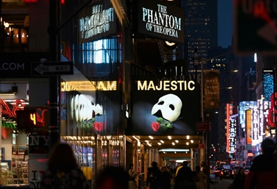 Broadway to stay closed until at least September