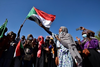 Sudan security forces fire tear gas at demos against post-coup deal