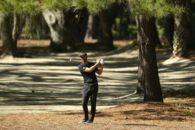 Johnson remains world no. 1 despite Heritage collapse