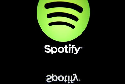 Spotify lodges EU complaint against Apple over unfair music competition