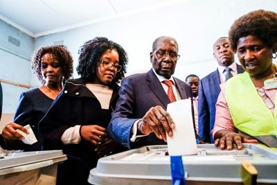 Mugabe votes in first Zimbabwe election since his fall