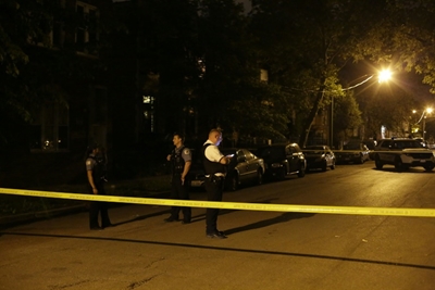 5 killed, dozens shot in Chicago 'violent night'