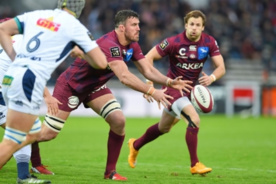 Wallaby Douglas urges Bordeaux-Begles to 'rock up in defence' against Toulouse