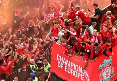 Football clubs step up help for communities as virus bites