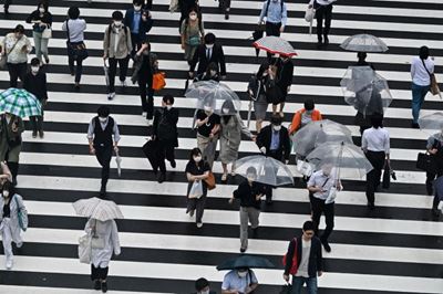 Japan jobless rate up, available jobs in worst plunge since 1974