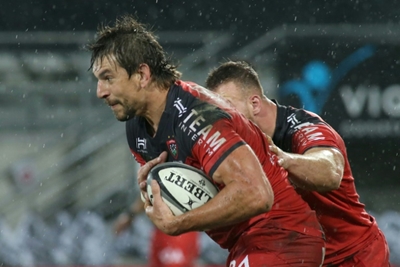 Springboks' lock Etzebeth out for 'many weeks' after finger surgery