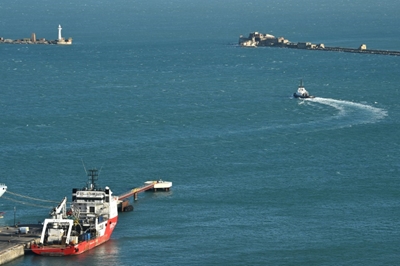 Seven held after British military boards threatened oil tanker in English Channel