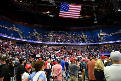 Trump campaign seeks to reset after flubbed rally 