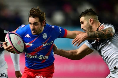 Sanchez kicks Stade Francais to opening Top 14 win after Covid-19 cases
