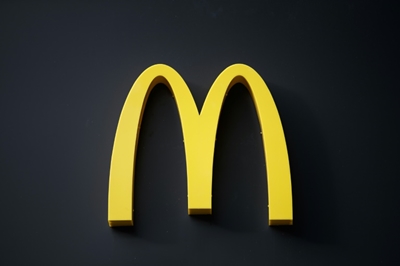 McDonald's apologises after China store bans black people