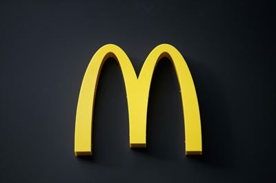 McDonald's apologises after China store bans black people