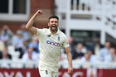 Wood injury adds to England pace problems ahead of third Test