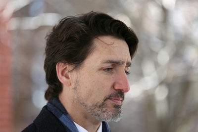 Trudeau pledges 'concrete action' after mass indigenous student grave found