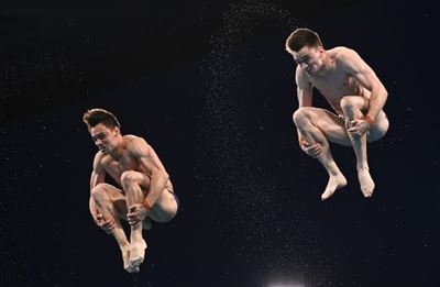 Emotional Daley, Lee win Olympic diving gold for Britain