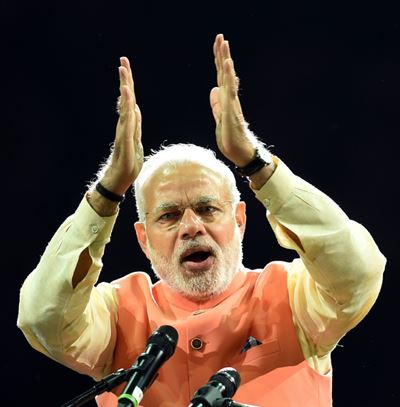 In show of bond, Trump to join Modi in mass Houston rally