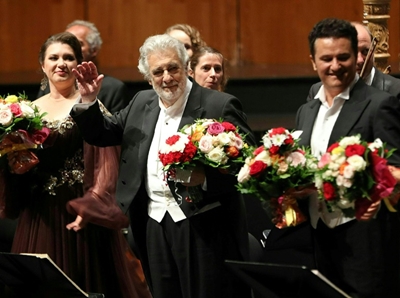 Placido Domingo gets standing ovation in Salzburg despite sexual harassment claims