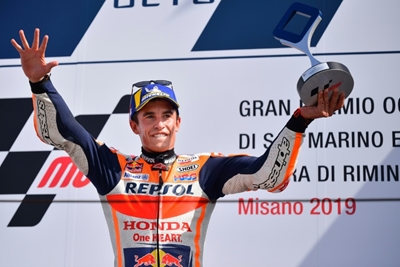 MotoGP world champ Marquez extends Honda contract till 2024