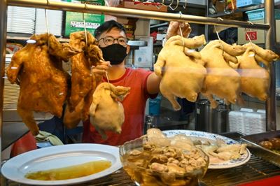 Young Singapore chefs serve up hope for street food's future