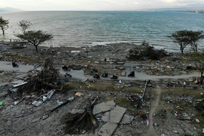 "Indonesia tsunami worsened by shape of Palu bay"