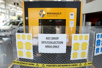 France approves five billion euro emergency loan for Renault
