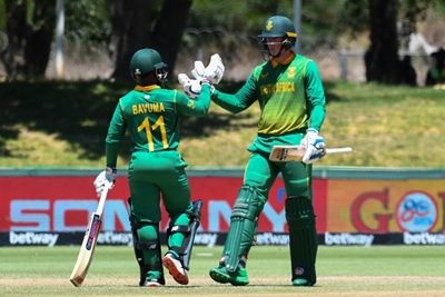 Bavuma, Van der Dussen hit centuries for South Africa against India
