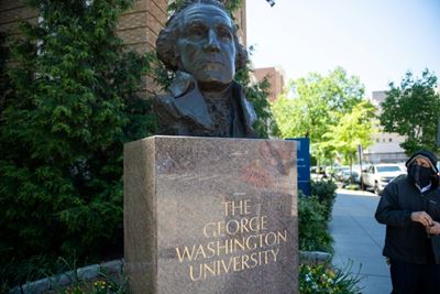 US professor who posed as black woman quits university