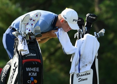 South African cricketers, rugby stars back Stone's PGA bid