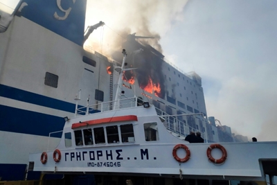 Rescue efforts resume for 12 missing in Greece ferry fire