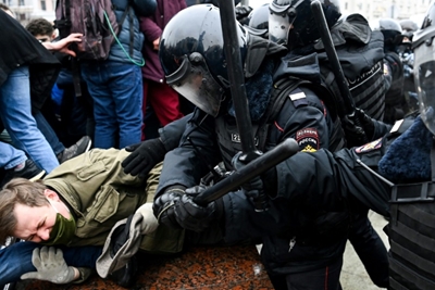 Russia police violence in spotlight after 3,500 protesters detained